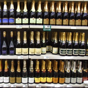Для шампанского в России установили минимальную цену
